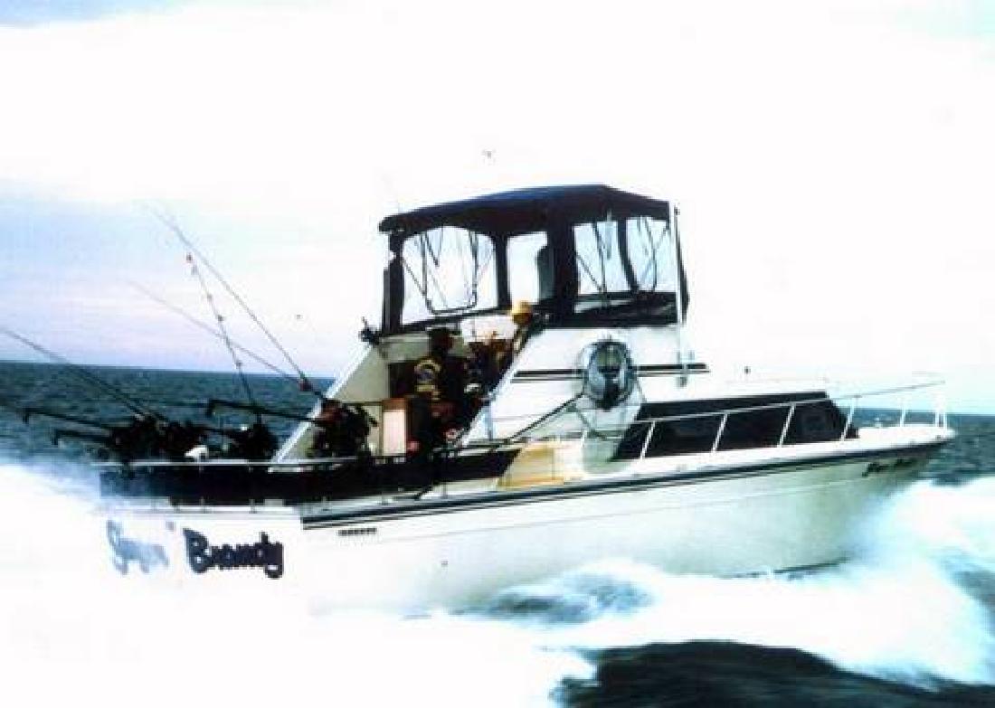 1987 32' Chrysler Corp Sport Fisherman