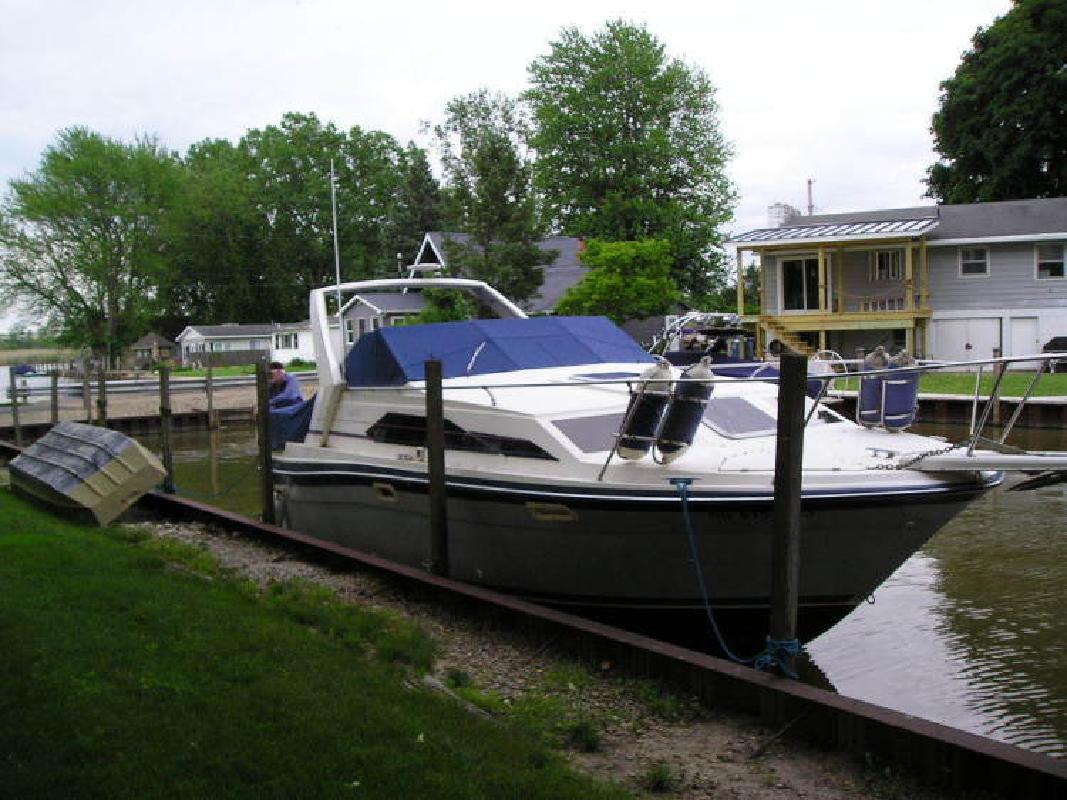 1989 - Bayliner Boats - 2855 Ciera Sunbridge in Huron, OH