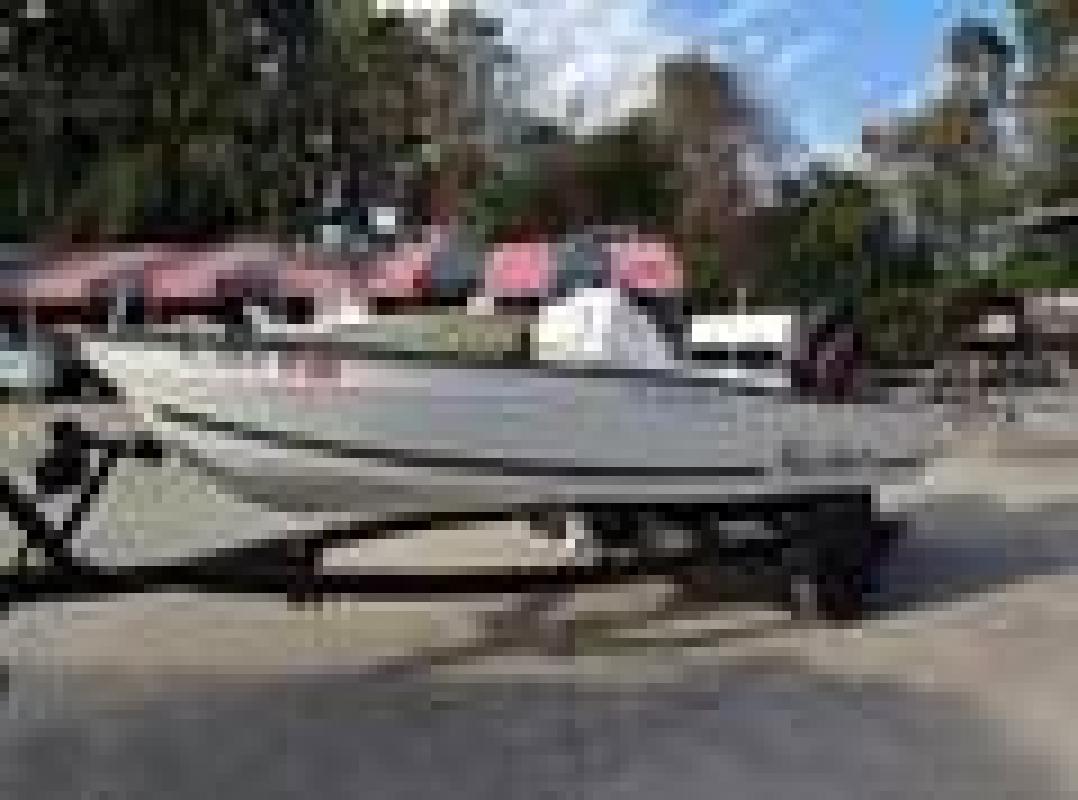 1998 Palm Beach Fishing Boats 155 CENTER CONSOLE Boat For Sale