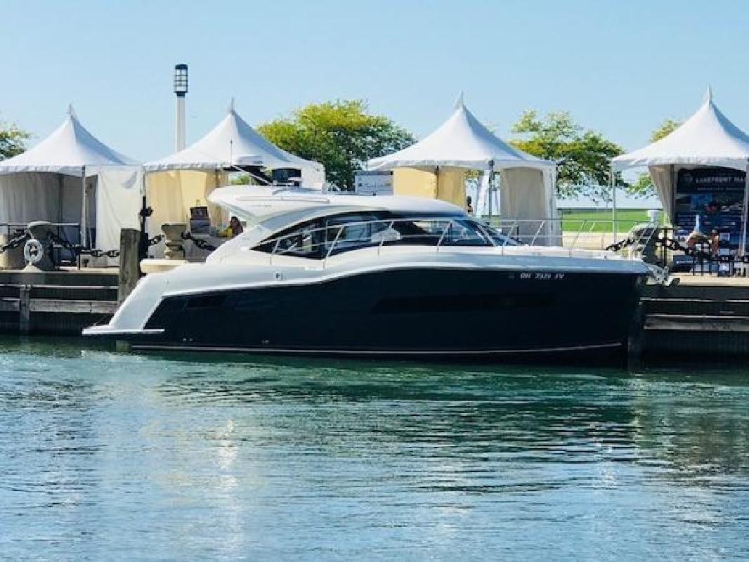 2018 Carver 37 COUPE Huron OH