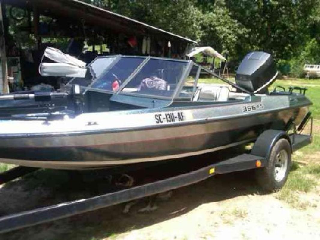$3,200
fishing boat (javelin) (pickens)