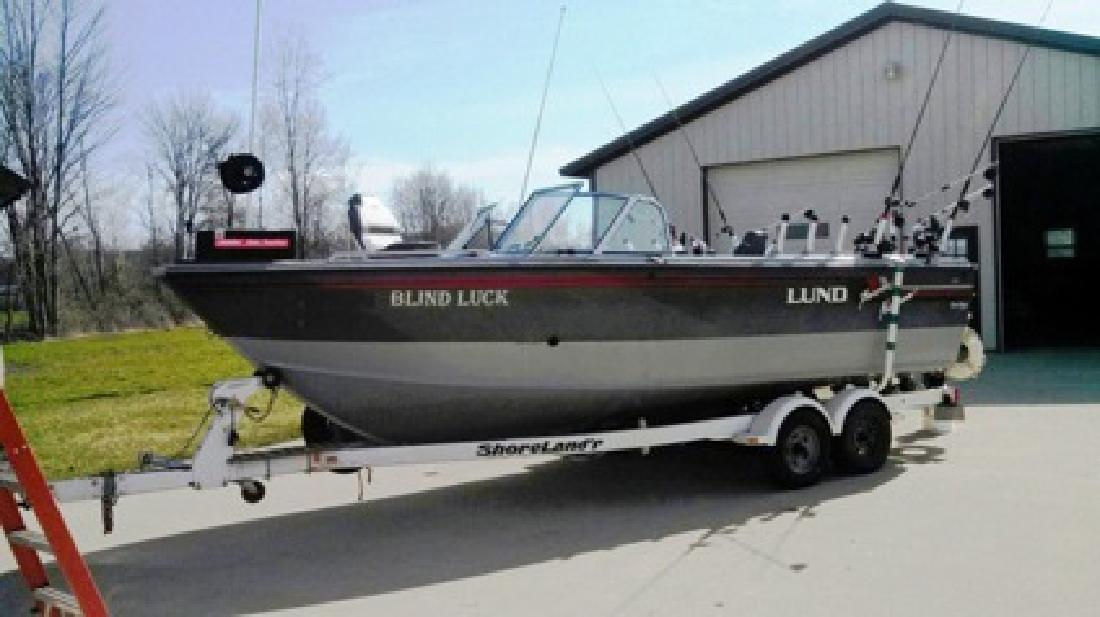 $3,500
1996 Lund Baron Magnum Grand Sport 2150 Fishing Boat