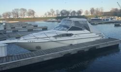 I am selling a 1993 Monterey 286 Cruiser that I used on Lake Michigan (kept at Diversey Harbor) along with the 2000 EZ Loader Tri Axle Trailer.I purchased this boat with three other owners at the start of last season. With the new season upcoming, we find
