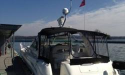 2001 Sea Ray 41 SUNDANCER The 410 EXPRESS LOVES to RUN !!! 45 ft overall with a 13' 10" beam makes this boat one of the biggest you will find in her class... She handles like a sport boat and looks like the Sundancer but has a much better layout in the
