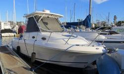 Like new condition 2008 Robalo R305 Walkaround for sale in San Diego. View More Details and Photos at: www.BallastPointYachts.comPowered by twin Yamaha F250 four-stroke motors with 357 original hours. Full Electronics are Raymarine E120 classic