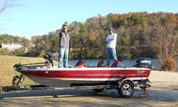 TR series, Ranger Boats' fiberglass, trailerable fishing boat that changed the world of angling forever. In celebration of its 40th anniversary, the company went back to that drawing board and produced the 2008 177TR.Its retro color package, snub nose,