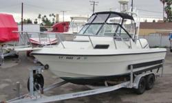 WOW ! Incredible boat! Great Deal ! 22' Fishing Boat. If you're a fisherman or diver,this 224 Chaparral was made for you. This classic fisherman is very well equipped and has been well maintained, pride of ownership shows. The Chaparral 224 has a 8 foot