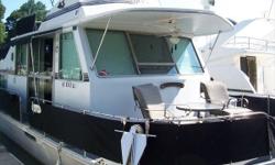 1977 Burnscraft Houseboat
Call owner Michael @ 801-360-4349.
Houseboat for sale, great condition and estimate of value at 28,500. Must sell, so we dropped the price to move it. Twin V8 engines in it and it is in fresh water, but is a a deep hull type and