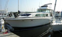 Classic freshwater Bertram motor yacht.&nbsp; Great cruiser or cottage on the water. Detroit 8V71 power.
Nominal Length: 46'
Length Overall: 46'
Drive Up: 4.7'
Engine(s):
Fuel Type: Other
Engine Type: Inboard
Draft: 4 ft. 8 in.
Beam: 16 ft. 0 in.
Fuel