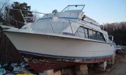 BIG Comfortable Cruiser
Live aboard this spacious cruiser. Twin inboard Ford V-8 Mercruisers v- drives. Great boat for restoration. Tanks Fuel: 145 Fresh Water: 75 LML 3.3.11
Category: Powerboats
Water Capacity: 0 gal
Type: Cruiser (Power)
Holding Tank