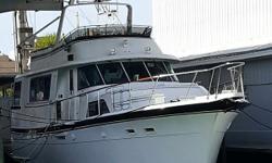 1980 HATTERAS 58' MOTOR YACHT
&nbsp;OWNER WANTS BOAT SOLD!!!!!
This 58 Hatteras is one of the most spacious yachts of its size. Sporting 3 full decks it has ample area for family cruising or for entertaining large groups of family and friends. The