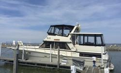 PRICE REDUCED!!
Two Owners Since New... Generator... AC / Heat... New Carpet!&nbsp;
Nominal Length: 44'