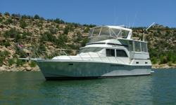 Twin Marine Power 454 cid, 350 hp inboard direct drive engines, aprx 150 hours (new in 2004); No trailer; Bow pulpit; Electric windlass; Fenders; Plow anchor (40 lb.); 200 ft.&euro;&trade; of 5/16 in. Chain rode; Radar arch; Bridge bimini w/enclosure;