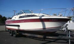 GREAT DEAL ! CHECK IT OUT Looking for a boat to Fish or Dive from? Check out this 26' Wellcraft. This boat has an open cockpit that will allow you to convert around to your needs. It has a recent upgrade for the Navonics with the Lowrance 9" HD Color fish