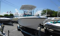 1986 MAKO 22 center console, 1986 MAKO 22 center console powered by 1997 EVINRUDE 225hp outboard engine. Strong hull with newer engine, T-Top, GPS and Depth sounder. Fantastic fishing boat!! For more information or to schedule a seatrial, please call