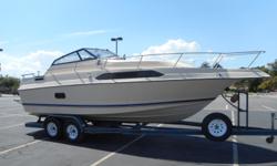 MerCruiser 350 cid, 260 hp engine, no hour meter;
MerCruiser Alpha One sterndrive w/aluminum prop;
Spare prop;
New impeller in 7/2015;
(2) New batteries w/switch in 7/2015;
Metal Craft 2-axle trailer w/electric brakes, & spare
tire;
New electric brakes &