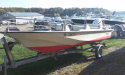 1987 Boston Whaler&nbsp;
This classic Whaler is in great condition!
Equipped w/ a 2012 Evinrude 60hp Etec
Nominal Length: 15'
Engine(s):
Fuel Type: Other
Engine Type: Outboard
Stock number: CON DIG