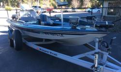 This boat has all the options to fish many different types of fish. 234 total engine hours!
Nominal Length: 18'
Stock number: U173
