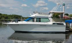 Fly bridge with aft deck and wet bar for entertaining, large aft cabin with double berth and private bathroom. Large salon and forward cabin with second bathroom. Very good condition and motivated seller. Offers encouraged
Category: Powerboats
Water