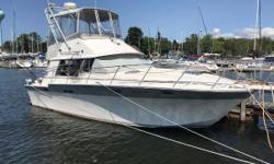 Brokers Notes:
Check out this one owner, freshwater Silverton 34 Convertible! Yes, one owner! The boat has been used primarily for pleasure fishing with the owners friends and family. The boat has had the oil changed every 25 hours since it was new. Take