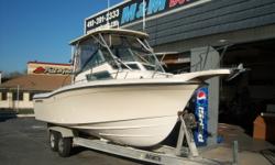 This 1994 22' Grady White Seafarer is WITHOUT POWER. Loaded with options, features include: hardtop, spreader lights, bow pulpit, Grady bracket, power steering, dual batteries, electronics box, never bottom painted, loaded with options. Our price without