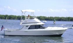 Introduction
One owner vessel in unbelievable condition throughout. Complete service records are available. This boat is truly in turn-key Palm Beach condition and ready for her next adventure. The current owner built her with Black Fin. This vessel has
