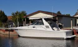 PRICE REDUCED!! PRIDE OF OWNERSHIP SHOWS IN THIS LIGHT USAGE 2000 SEA RAY 330 EXPRESS CRUISER -- PLEASE SEE FULL SPECS FOR COMPLETE LISTING DETAILS. LOW INTEREST EXTENDED TERM FINANCING AVAILABLE -- CALL OR EMAIL OUR SALES OFFICE FOR DETAILS.
Freshwater /