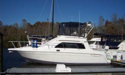 1996 Mainship Sedan Bridge 31
1996 MAINSHIP SEDAN BRIDGE 31 WITH TWIN 454 MARINE POWER V-DRIVE MOTORS. APPROX 50 HOURS SINCE MOTOR OVERHAUL. KEPT IN A FRESH WATER MARINA, WELL TAKEN CARE OF, AND READY TO GO. LOADED W/ ALL THE COMFORTS FOR BOATING