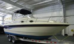 VERY NICE 1997 MONTEREY 256 CRUISER W/LOW HOURS!
SUPER CLEAN 1997 MONTEREY 256 CRUISER WITH ONLY 216 HOURS! A 250 hp Mercruiser 5.7LX V8 engine with Bravo outdrive powers this nicely equipped cruiser. Features include: DECK AND COCKPIT: cockpit cover,