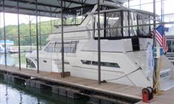 Very Unique 1998 Carver 405 Aft Cabin Motor Yacht as it's a one-owner boat kept in a covered slip on fresh water Lake Lanier with low well maintained hours (328).Washed and waxed quarterly.Twin Marine Air/Heat units, 2 Vacu-flush head systems, Kohler 6.5
