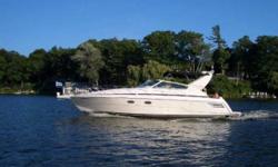 This roomy express would be a great live-aboard or weekend party house. These Trojans have 13'6" beam and a bigger boat feel, especially in the beautiful cabin. The large cockpit is great for entertaining family and friends at the dock or anchored out at