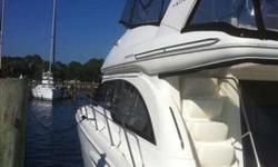 2005 Meridian 411 SEDAN BRIDGE Just reduced $30k!This immaculately maintained yacht looks much newer than her year. The owner has taken great care of her and has all the records to prove it. There have also been many upgrades including all new flat screen