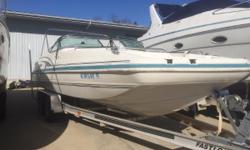 Only 50 Hours on her 5.7 EFI Mercruiser engine. &nbsp;Huge Open Bow with Ladder.
Depth Sounder
Dual Batteries with Switch
Alumimum Trailer with Brakes
Docking Lights
Stainless Steel Prop
Nominal Length: 23'