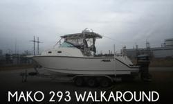 Actual Location: Valdosta, GA
- Stock #073053 - Great Condition!The Mako 293 Walkaround is well setup for fishing or simple cruising. The layout boasts an integrated swim platform and wide walk-ways to navigate about the deck. This particular offering is