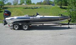 22SS Extreme/2008 Yamaha 250HPDI This one is ready for the big water. Upgraded emgine to a 2008 Yamaha 250 HPDI. Trolling motor, prop batteries and custom tandem trailer. Ready to fish!
Engine(s):
Fuel Type: Gas
Engine Type: Other