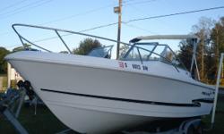 2001 Pro Line 20DC
FAR BELOW BOOK VALUE!! 2001 PRO-LINE 20FT DUAL CONSOLE POWERED BY A 4.3 L MERCRUISER AND ALPHA ONE OUTDRIVE. LOOKS GOOD, &nbsp;RUNS GOOD, AND IS WATER READY. GREAT LAYOUT WITH WIDE BEAM ALLOWING FOR VERY SPACIOUS DECK AND ROOM FOR YOUR