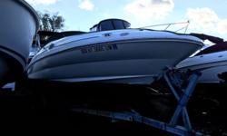 2001 SEA RAY SUNDECK
2001 24' Sea Ray Sundeck, powered by a 24' BIII 5.7 Merc, green canvas cover, head, great condition. Please call for more information!