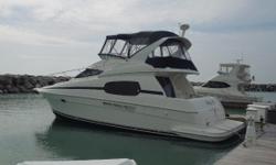 All fresh water 410 Silverton Sport Bridge with Cummins Diamond Series 430hp (326hrs) diesel engines and Kohler diesel generator.&nbsp;
Loaded with great equipment....Raymarine C-120 radar/gps/auto-pilot and VHF.&nbsp;
Clean and well kept.....make an
