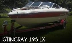 Actual Location: Greeneville, TN
- Stock #072304 - If you are in the market for a bowrider, look no further than this 2002 Stingray 195 LX, priced right at $13,500 (offers encouraged).This boat is located in Greeneville, Tennessee and is in great