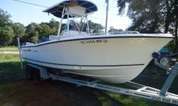 2003 SEA HUNT TRITON 212 CENTER-CONSOLE POWERED BY A 2002 HPDI YAMAHA 150 HSP AND A 2004 JOHNSON 8 HSP KICKER. THIS T-TOP MODEL HAS ONLY 143 HOURS, HAS BEEN WELL TAKEN CARE OF, AND IS READY TO FISH! &nbsp;ELECTRONICS INCLUDED ARE LOWRANCE GPS, DF/FF,