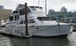 If you have been looking for a large luxury live aboard that is comfortable whether tied to the dock or at sea, your search is over. This heavily constructed yacht not only fits the bill, she exceeds it.
Good Vibrations has the rare "Dual Master