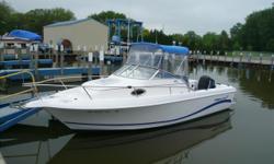 Stock ID: 96481Specs
Length Overall (LOA): 22'
Category: Powerboats
Water Capacity: 0 gal
Type: Open Fisherman
Holding Tank Details: 
Manufacturer: Pro-Line Boats, Inc.
Holding Tank Size: 
Model: 22 WALKAROUND
Passengers: 0
Year: 2004
Sleeps: 0