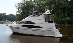 AccommodationsMotivated Seller! Would like to move into a trawler as soon as Carver sells! 2004 Carver 366 Motoryacht in excellent condition. Recent work includes: Just compounded & waxed. New Volvo manifolds and risers (5/09) New Cruisair 34k BTU A/C