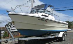 Built on the West Coast, this versatile 19ft Cuddy is an all around favorite with fishing/family boaters. Powered by a 4-stroke Honda 90 hp, it is very clean and economical to operate. The 19 offers a roomy 6'4" cuddy cabin with storage under cushions,