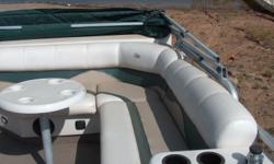 This 25ft SunCatcher Pontoon is rigged with a four stroke Yamaha F75 and includes a Hustler Tandem Axle Trailer.
Upholstery is in good shape.
Beam: 8 ft. 6 in.