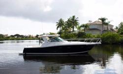 Tiara 3600 Open 2005
NEW CENTRAL!
Owner is moving up to larger Vessel
Available for Private Showing 7 Days a Week&nbsp;
"Mystic Blue" is a pristine example of a Tiara 36 Open. A 2011 custom flag blue awlgrip paint makes this Tiara look new. Many custom
