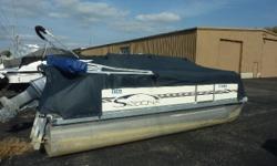 A nice fun 19' Pontoon with 50 HP Yamaha and a bunk trailer. Trades Considered. General Options BIMINI TOP MOORING COVER PO29324 STEREO
Additional Equipment:
BIMINI TOP;MOORING COVER;PO29324;STEREO.
Engine(s):
Fuel Type: Other
Engine Type: Other
Quantity: