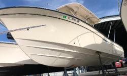 This 2007 Grady-White Release 283 was just traded in.&nbsp; It's in excellent overall condition.&nbsp; This 1 owner boat that was sold by us new has been back to our marina for every scheduled service by it's meticulous previous owner. All interior