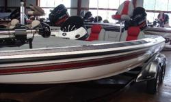 2008 SKEETER 20I, 2007 SKEETER 20i, This Bass boat is powered by a Yamaha VZ225TLR and EZLoader Trailer. Includes:Tandom Axle w/Brakes,Hot Foot/Trim Lever, Line Spooler, Black Kell Protector, In-Floor Cooler,Ladder, 2 Lowrance LMS520C w/GPS and Skeeter