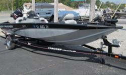 2008 Tracker Pro Team 175 TXW,
Nominal Length: 17'
Stock number: FKL88293